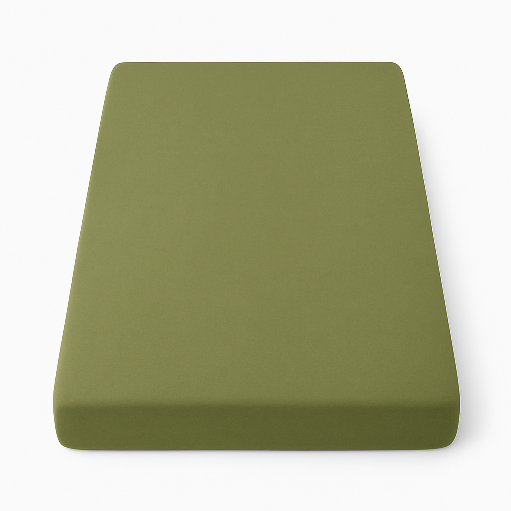 Oliv Jersey Fixleintuch als Produktfoto auf weissem Hintergrund 